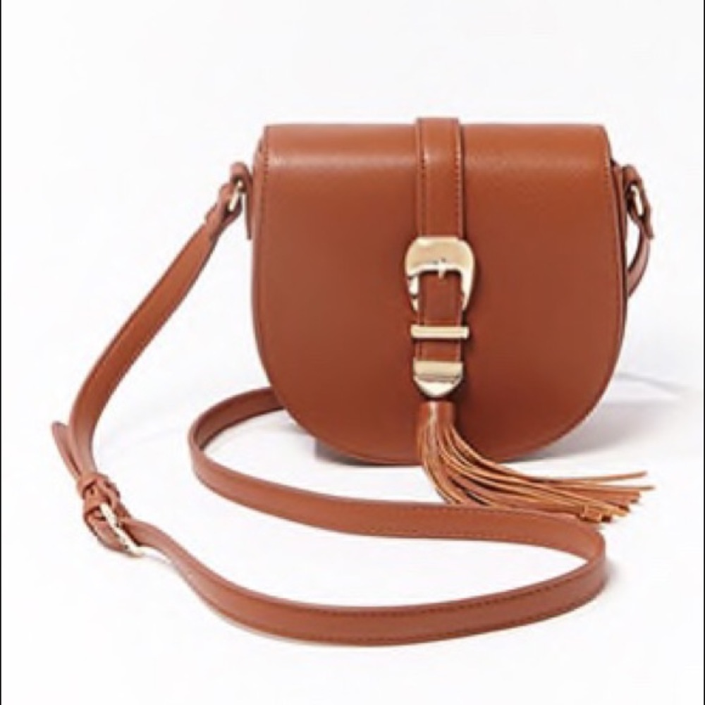 NWT Tassel Buckle Crossbody Bag